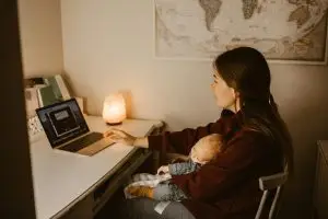 Stay-at-Home Mom Returning to Work: Your Complete Step-by-Step Guide